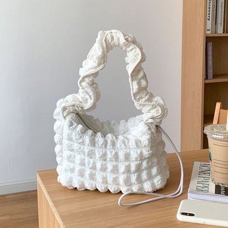 Cloud Bag Plisséveske HVIT