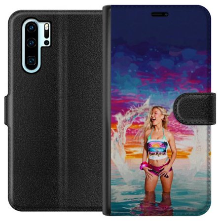 Kompatibel Tegnebogsetui til Huawei P30 Pro Blond kvinde i farverigt strandtøj, der leger i havet ved solnedgang