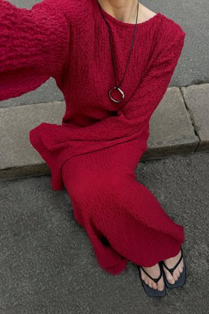 NA-KD Robe longue structurée à dos ouvert - Robes maxi à manches longues - Rouge - EU 36