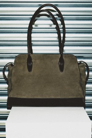 COS Women's Avenue Tote Bag - Suede in Brown