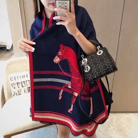 Iso H -huivi, malesialainen naisten talvinen lämmin pitkä paksu huivi