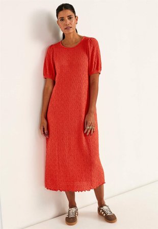Cellbes of Sweden - Jersey-kjole med struktur i mørk korall for damer i størrelse 54/56