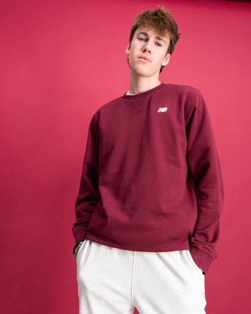 New Balance New Balance French Terry Small Logo Crew Rød Genser Gutt - Kids Brand Store