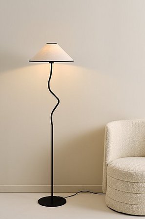 Jotex - Golvlampa Svart JULIET - Köp Golvlampor hos Jotex