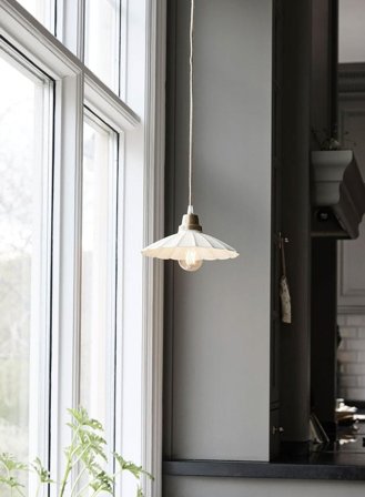 Ester vunduspendel Ø24 - hvit