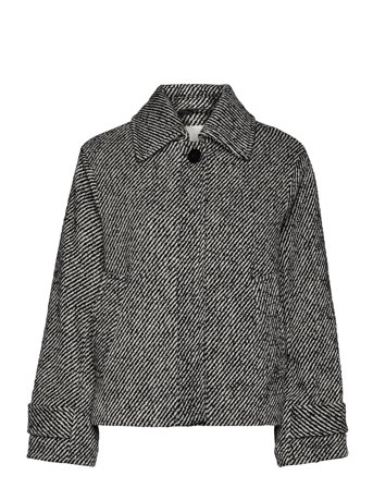 Soaked in Luxury | Slmabel Akeleje Jacket | XL