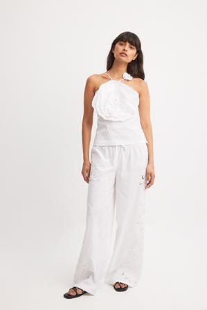 Chloé Schuterman x NA-KD Pantalon brodé à cordon de serrage - Pantalons à taille haut - Blanc - EU 36