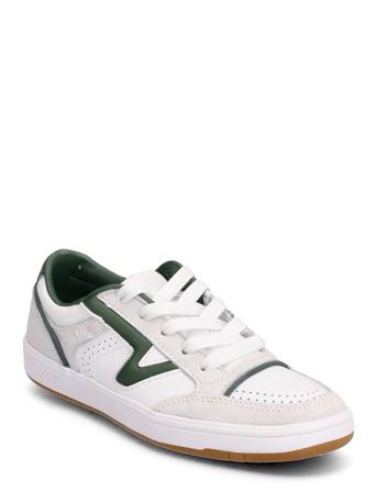 Lowland Cc Jmp R White VANS