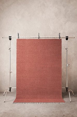 Jotex - Bomuldsgulvtæppe Akryl/Bomuld/Polyester/Viskose Rosa Ensfarvet LONE Køb Bomulds- & kludetæpper hos Jotex