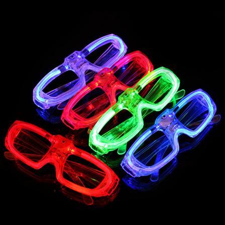 IC 4-pack LED-lasit juhliin, 3 valaistustilaa juhliin, syntymäpäiville, ystävänpäivälle ja Halloween-cosplayhin (sininen+vihreä+punainen+valkoinen)