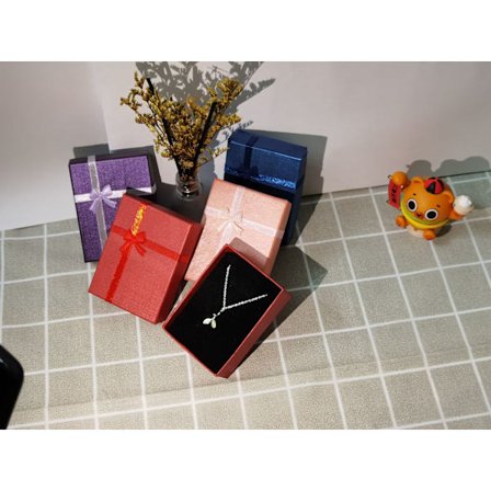 Set med 12 smyckespresentaskar i papper - 7 x 9 cm