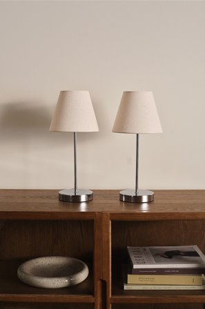 Jotex - LASSE 2-pakke bordlampe Lin beige/krom - Kjøp Bordlamper hos Jotex