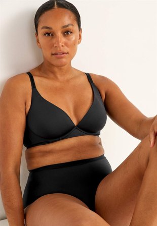 Cellbes of Sweden - T-shirt-bh i sort til damer i størrelse 90B