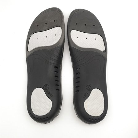 2 kappaletta musta Sole Löydä pohjallisesi uuteen juoksun ulottuvuuteen. Dynaaminen pohjallinen urheiluun, vapaa-aikaan ja juoksuun, M