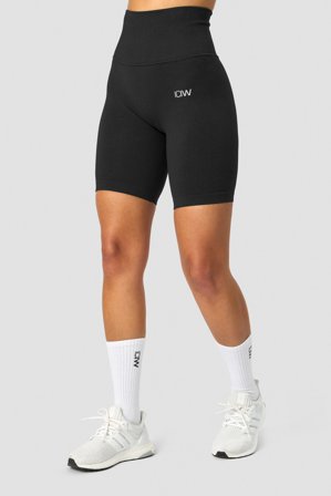 ICANIWILL - Ribbed Define Seamless Pocket Biker Shorts Black - Kortbyxor - Dam - Träningskläder från ICIW