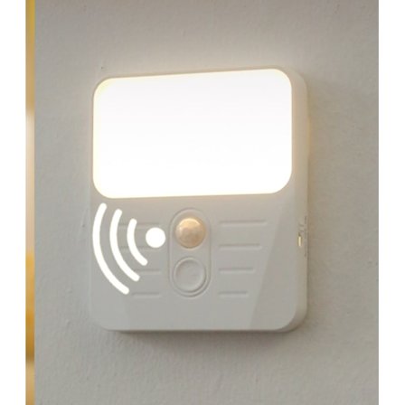 Himmennettävä yövalo liiketunnistimella, saatavana 3 värissä, U