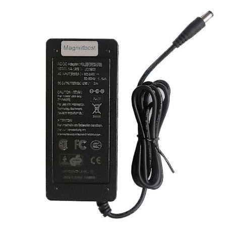 Laadukas 28V 2A AC DC -adapterilaturi 28V2A 56W Kytkentävirtalähdeadapteri DC 5.5*2.5/2.1mm
