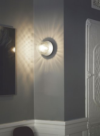 Liila 1 medium vegglampe - light silver/optisk glass