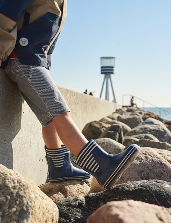 Wheat Rubber Boot Mist - Navy - 26