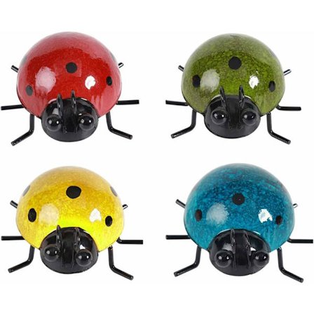 Sats med 4 metallträdgårdsdekorationer i form av en nyckelpiga