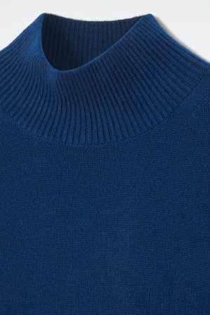 COS Femme Pull Col Roulé Pur Cachemire in Bleu
