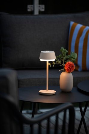 Jotex - Bordlampe Lyon Usb 30 cm Sand - Kjøp Bordlamper hos Jotex