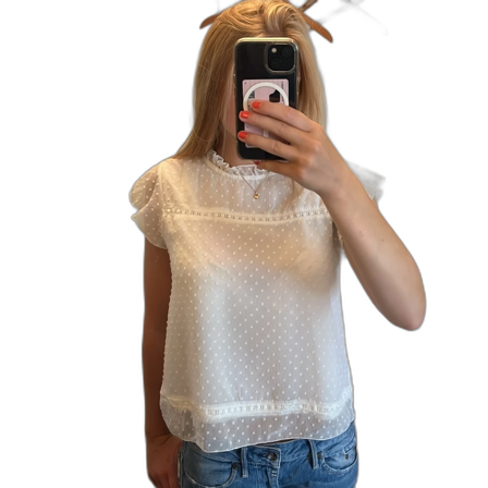 Vit prickig blus med volang från ONLY