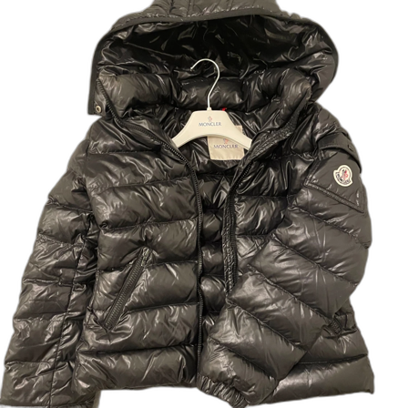Moncler jacka stl 152cm
