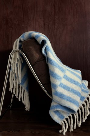 Jotex - Pledd i Ullmiks Blå/naturvit - ULLI - Kjøp Pledd hos Jotex