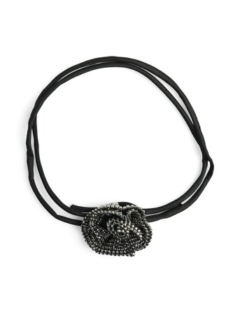 Pcoline Brooch Necklace D2D Black Pieces