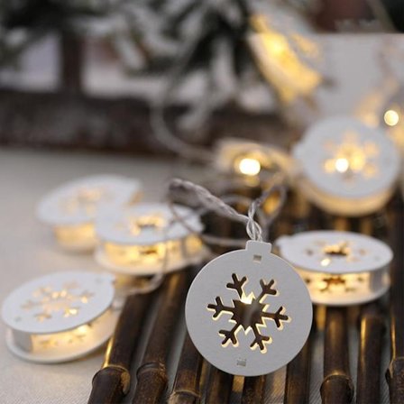 Julelys av tre med LED-snøfnugg, uthulte små huslys, kjøpesenter, supermarked, scenedekorasjon, femstjerners lyslenke