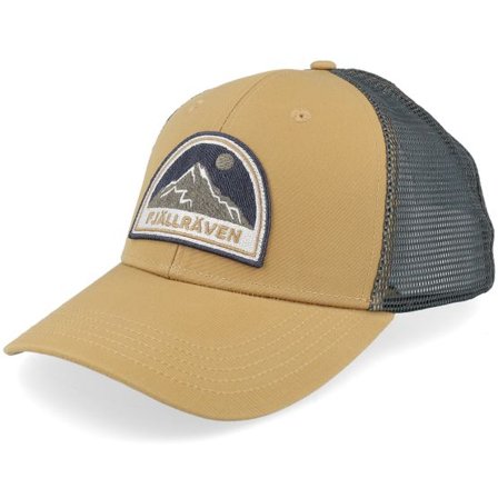 Fjällräven - Beige trucker Keps - Badge Långtradarkeps Buckwheat Brown Trucker @ Hatstore