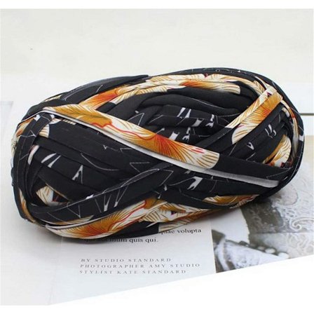 1:a värjätty t-paita neulelanka virkkaa kangas askarteluun neulottu kangastaide