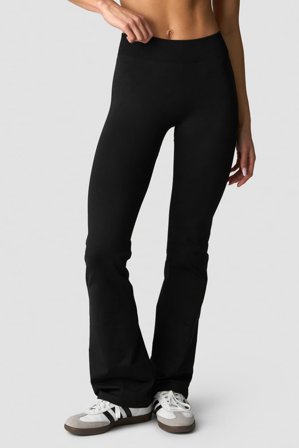 ICANIWILL - Define Seamless Flared Tights Low Waist Black - Treningstights - Dame - ICIW