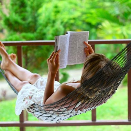 Mini-hængekøje i armygrøn nylon til camping eller have