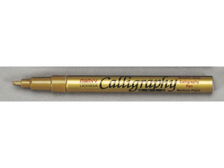 MARVY Kalligrafipenna, fiberspets, mediumspets, guldfärgad pennkropp, bläck i metallicguld - Lyreco - Kontorsmaterial - Pennor - Kalligrafipennor