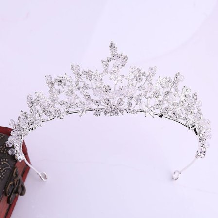 Crystal Crown tekojalokivi Tiara SILVER