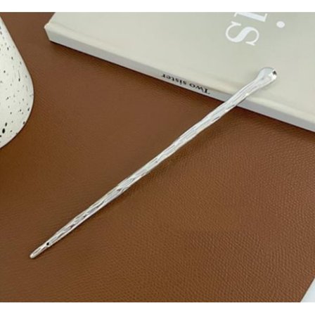 Silver hårnål med lockigt hår på baksidan av huvudet, high-end