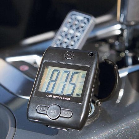 Bluetooth FM Sändare för Bil med fjärrkontrol