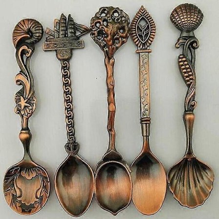 JWL-5st Metall Kaffe Te Skedar Kök Bar Vintage Kunglig Utskuren Mini Sked Set Kaffe Omrörning Julklappstillbehör