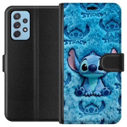 Kompatibel Tegnebogsetui til Samsung Samsung Galaxy A52 5G Stitch sidder på fluffy blåt mønster med sit ansigt og ører gentaget som tekstur, hvilk