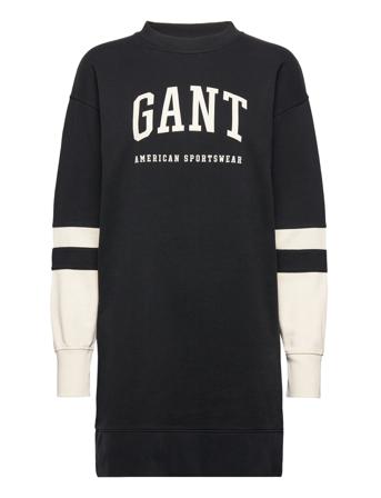 D2. Retro Shield C-Neck Dress Dresses Sweat-shirt Dresses Musta GANT