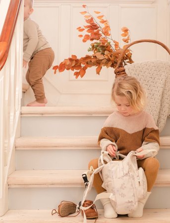 That's Mine Backpack Small - Flowers And Berries - Pink - 25X 20X 9CM