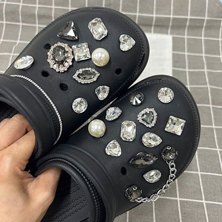 23 st 3D-tofflor Sandaler Smycken(), Skodekorationer, Söta Skodekorationer för Tofflor Skor Sandaler Armband DIY