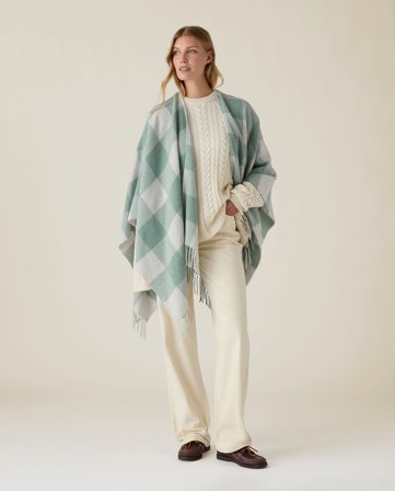 Lexington Rutig poncho i återvunnen ullblandning, grön/grå