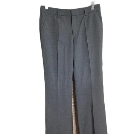Grå kostymbyxor med raka ben