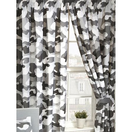 Bedding & Beyond Army Camouflage Gardiner (2-pack) 54in x 66