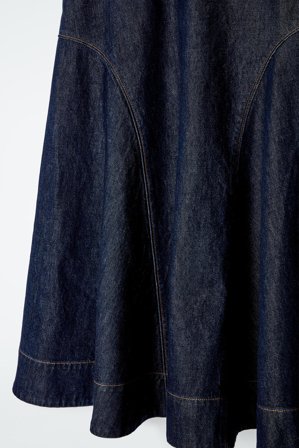 COS Women's Falda Midi Evasé Denim Sin Tratar in Azul