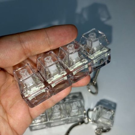 Avlastningstool Mekaniskt tangentbord tyst testare Tryck nyckelring avlastning leksak nyckelring hänge-4 tangenter