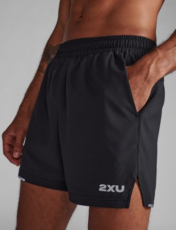 2XU Aero 5 Inch Shorts - Black - M